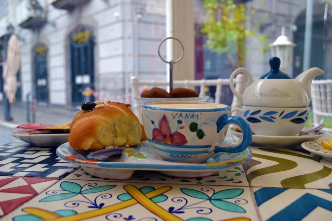 Bed and Breakfast Il Viaggio Di Dante Historical Center Nápoles