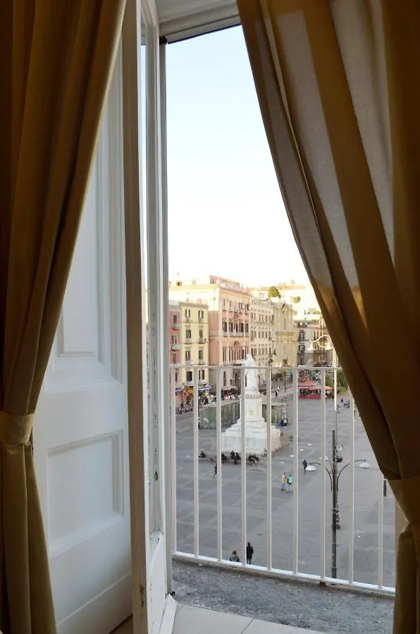 Bed and Breakfast Il Viaggio Di Dante Historical Center Nápoles 0*,  Italia